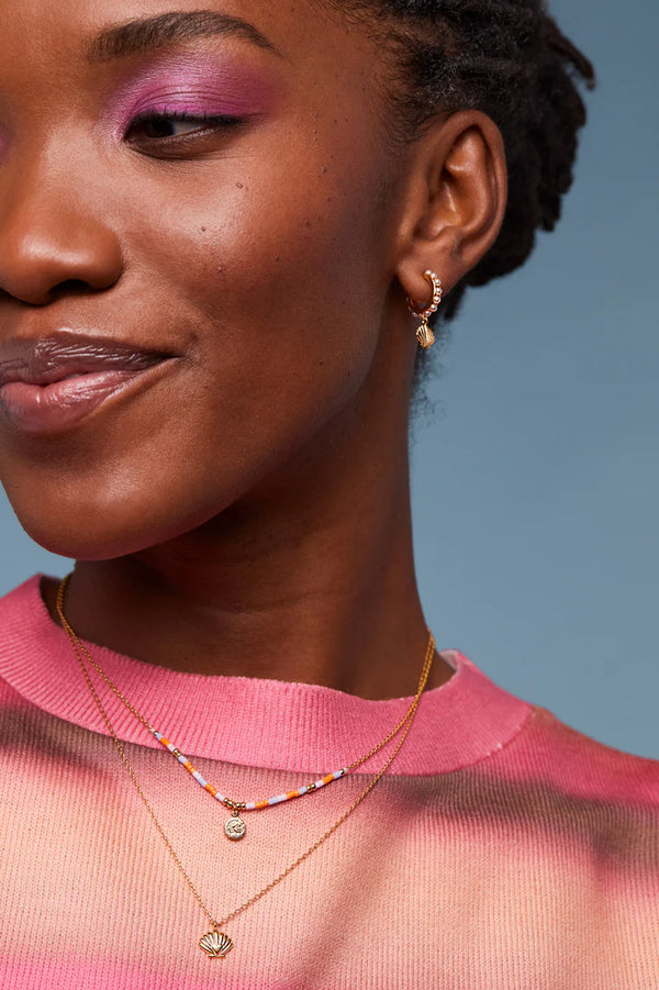 Estella Bartlett- Scallop And Heart Necklace - Gold Plated