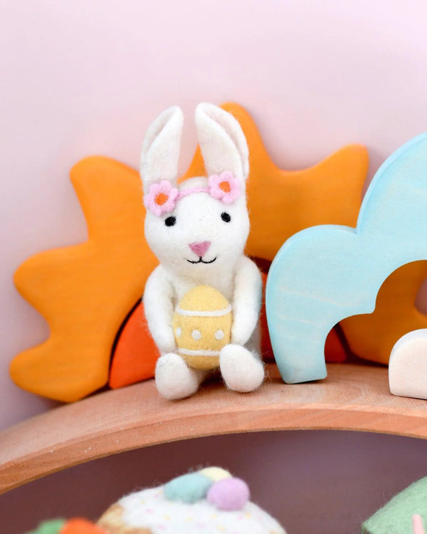 Tara Treasures-Felt Rabbit with Easter Egg