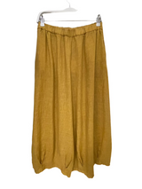 Eadie Linen Pant with Gathering Detail