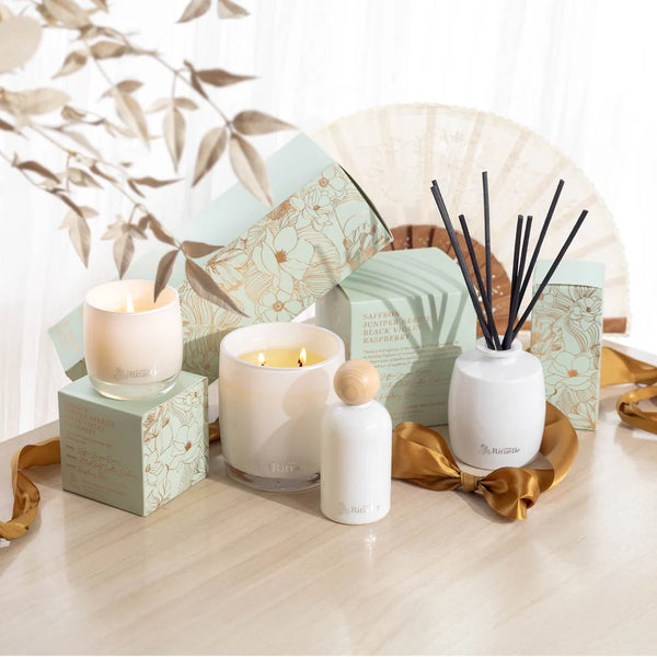 Urban Rituelle-Saffron, Juniper Berries, Black Violet, Raspberry Scented Soy Candle