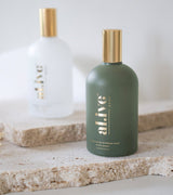 al.ive body BLACKCURRANT & CARIBBEAN WOOD ROOM SPRAY - Fig & Little