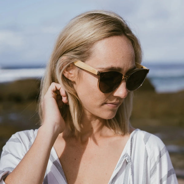 SOEK BELLA CHAMPAGNE l Brown Gradient Lens l Maple Arms