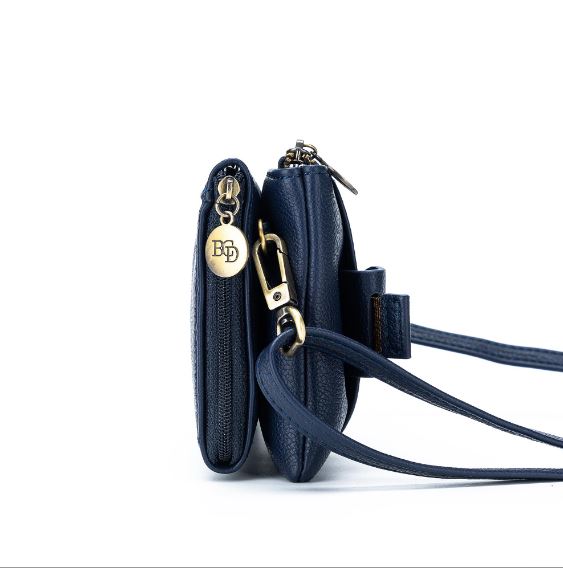 Roxie Multi Pocket Crossbody Bag