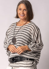 Susanne Linen Top in Onyx