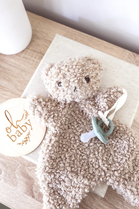 Charlie Bear Paci Comforter Oatmeal