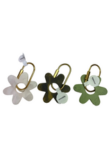 Kip Resin Flower Key Ring