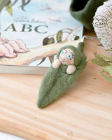 Tara Treasures- May Gibbs x Tara Treasures - Gumnut Baby Snugglepot Cuddlepie Ornament