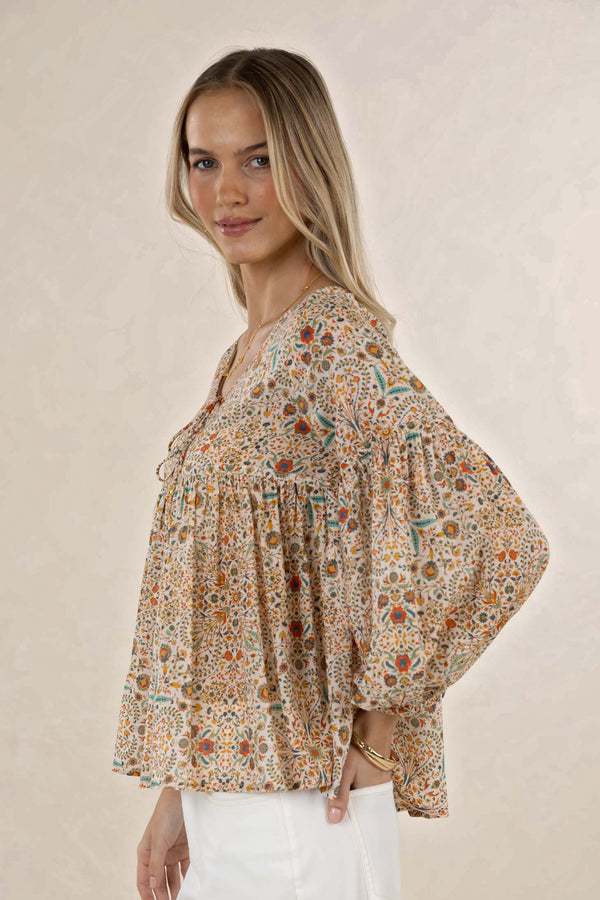 Lara Blouse Almond