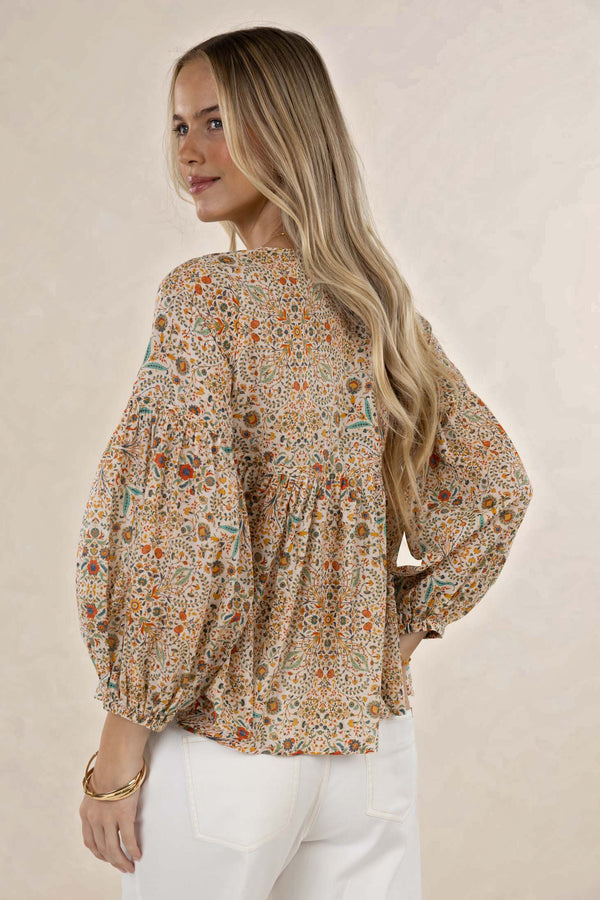 Lara Blouse Almond