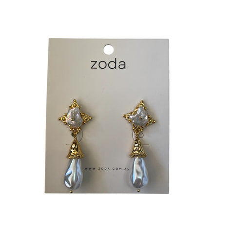 Belle Pearl  Earrings