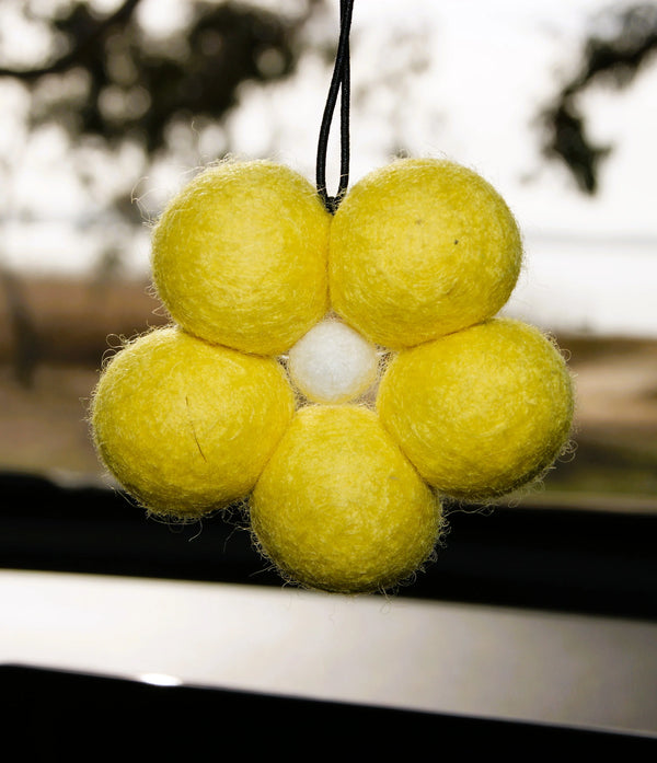 Daisy Yellow