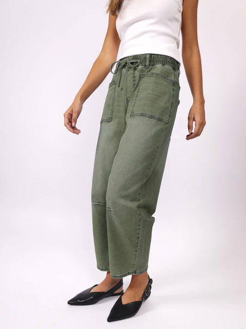Leo Barrel Jeans Khaki