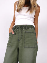 Leo Barrel Jeans Khaki