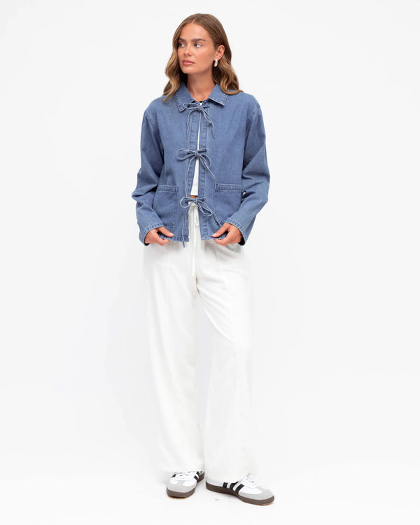 Paper Heart-FRONT TIE DENIM JACKET