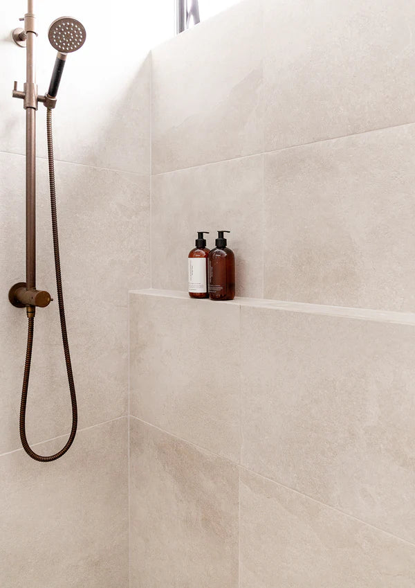 Therapy Balance Cinnamon & Vanilla Bean Hand & Body Wash