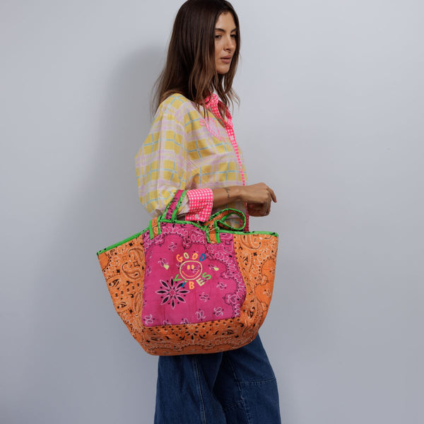 GOOD VIBES quilted Cotton Tote Pink/Orange