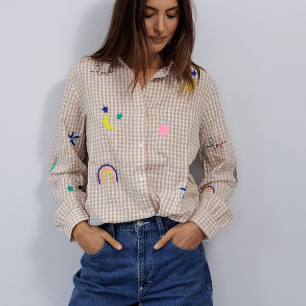 Gingham embroidered motif shirt