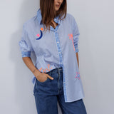 Stripe embroidered motif shirt Blue