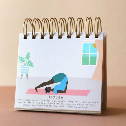 Lisa Angel- Daily Yoga Poses Desktop Flip Chart