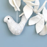 Tara Treasures-Doves and Leaves Garland