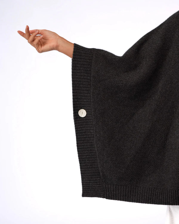 Agnès 100% New Zealand Lambswool Poncho