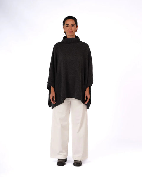 Agnès 100% New Zealand Lambswool Poncho
