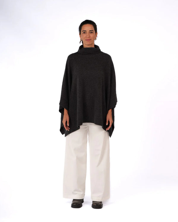 Agnès 100% New Zealand Lambswool Poncho