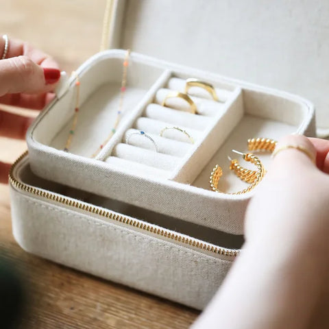 Natural Linen Jewellery Case