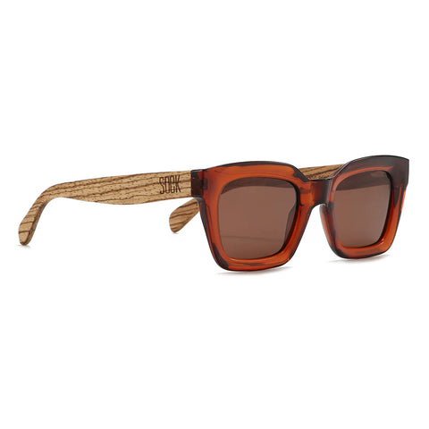 SOEK ZAHRA AUBURN l Smoky Polarised Lens l Walnut Arms