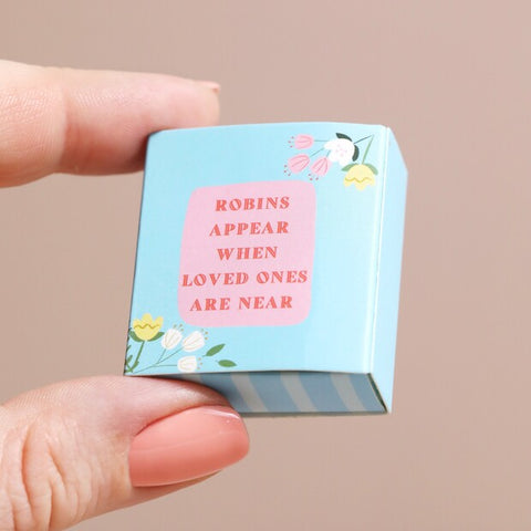 Lisa Angel- Tiny Matchbox Ceramic Robin Token